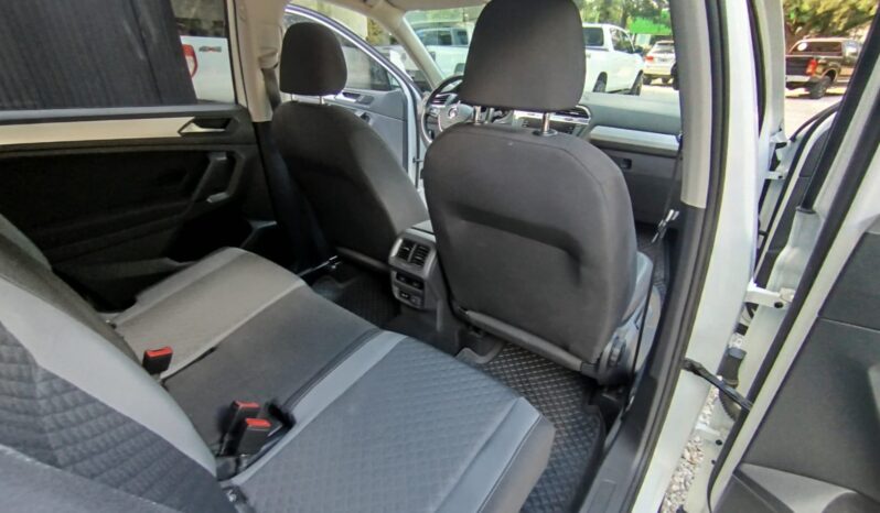 VOLKSWAGEN TIGUAN ALLSPACE AT 7 ASIENTOS lleno