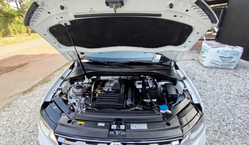 VOLKSWAGEN TIGUAN ALLSPACE AT 7 ASIENTOS lleno