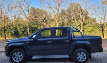 VOLKSWAGEN AMAROK TRENDLINE 180HP lleno