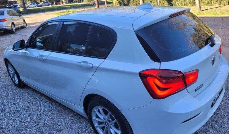 BMW 118i – AUTOMATICO NUEVO!! lleno