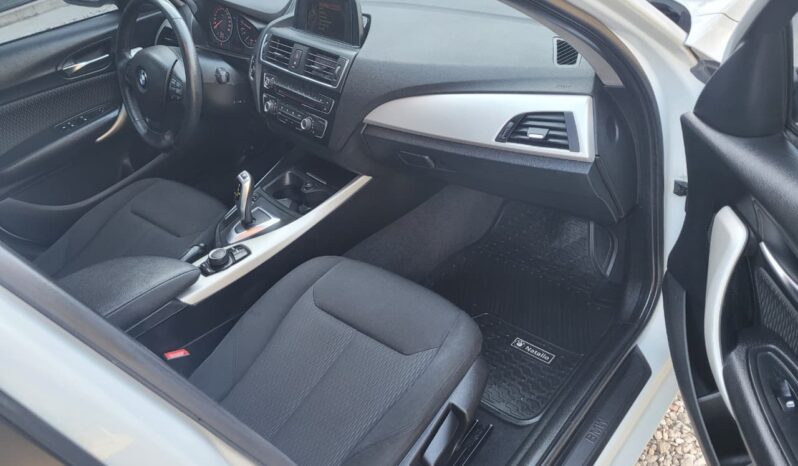 BMW 118i – AUTOMATICO NUEVO!! lleno