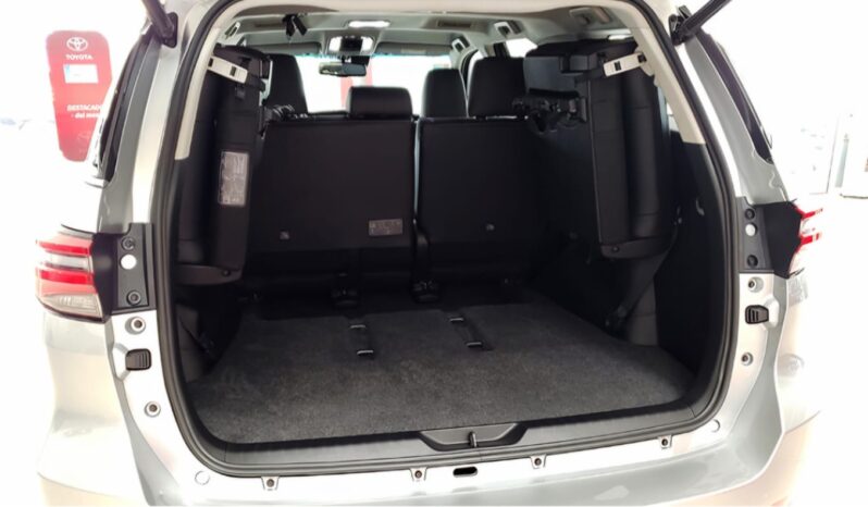 SW4 SRX 2.8 AT OKM 2026!!! lleno