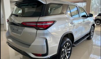 SW4 SRX 2.8 AT OKM 2026!!! lleno